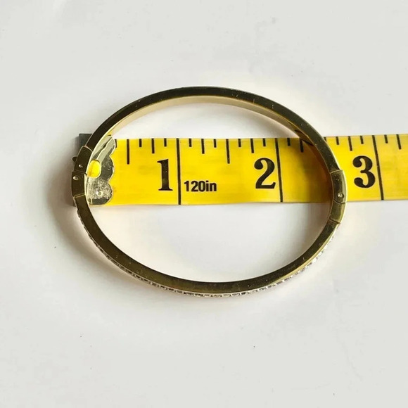 Michael Kors Pave Crystal Goldtone Women’s Bracelet With Fold Over Clasp Closure - Picture 13 of 15